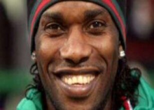 Jay Jay Okocha veda etti