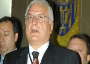Cemal Ayd�n istifa etti!