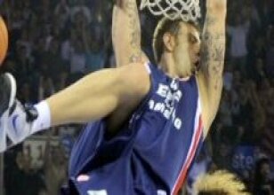 Efes Pilsen rövanşı aldı: 80-72