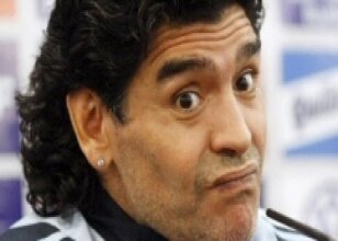 Maradona rekora koşuyor!
