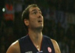 Efes Pilsen ezdi geçti: 82-109