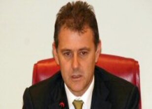 Özgener: "F.Bahçe ve G.Saray hak etmişti"