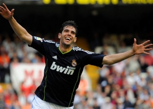 [Resim: kaka32423.jpg]