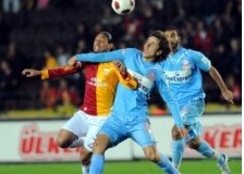 Hagi 11′i mecburen bozamadı!