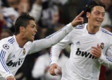 Ronaldo’dan Mesut’a güzel sözler!
