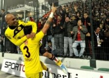 Birer birer zirveye yürüyor