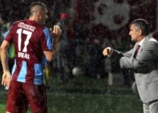Burak’ın rekor ve ödül maçı!