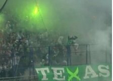 Bursaspor meşalelerle karşılandı