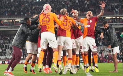 Galatasaray, Sper Lig'de bir ilkin peinde
