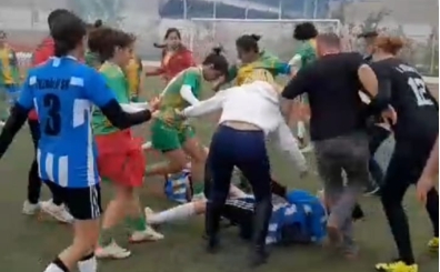 Kadnlar Futbol 3'nc Ligi'ndeki olayl mata 7 oyuncu yaraland
