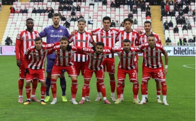 Sivasspor, Bandırmaspor'u evinde mağlup etti