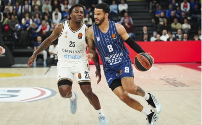 CANLI: Anadolu Efes - Dubai Basketbol