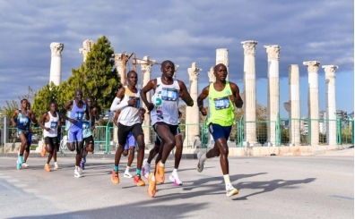 Elit atletler Uluslararası Mersin Maratonu'nda!
