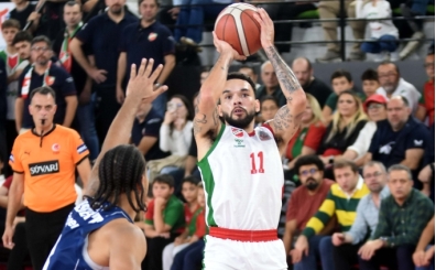 Karşıyaka lider Beşiktaş'ı ağırlıyor