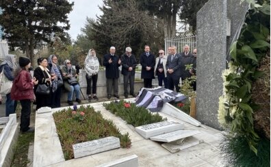 'Baba Hakkı' kabri başında anıldı