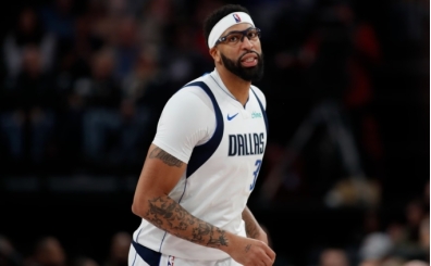 Mavericks, AD için Raptors ve Hawks ile yeniden görüşüyor
