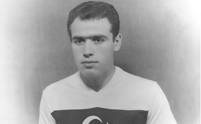 Eski milli futbolcu Ayfer Elmastaşoğlu vefat etti