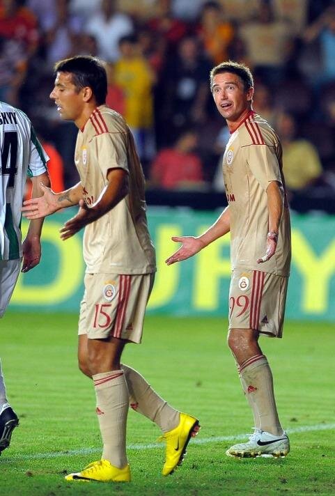 galatasaray_2-2_karpaty_96611_800.jpg