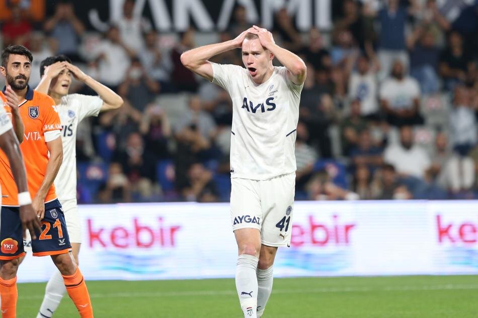 spor yazarlarinin basaksehir fenerbahce maci yorumlari sporx galeri