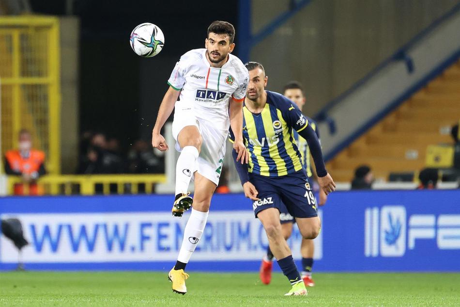 Spor Yazarlarindan Fenerbahce Alanyaspor Maci Yorumu Sporx Galeri