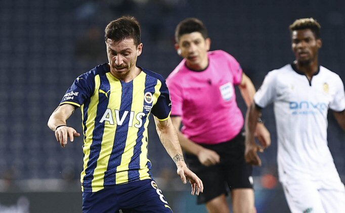 MERT HAKAN YANDA� Ma��n Y�ld�z�