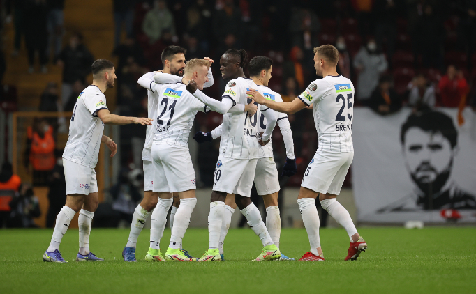 UMUT BOZOK Ma��n Y�ld�z�