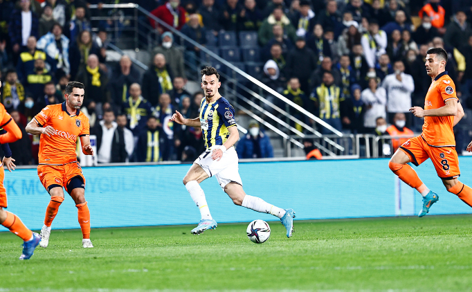Fenerbah�e-�stanbul Ba�ak�ehir Ma�� K�r�lma An�
