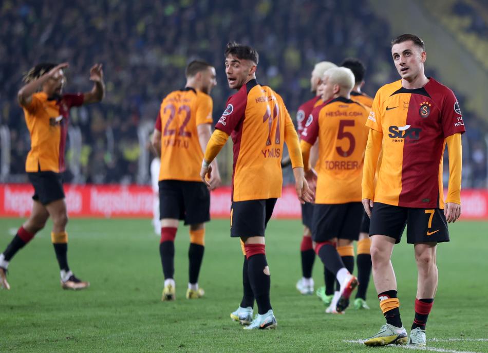 Sporx: Galatasaray'da ayrılık kararı: Yunus Akgün