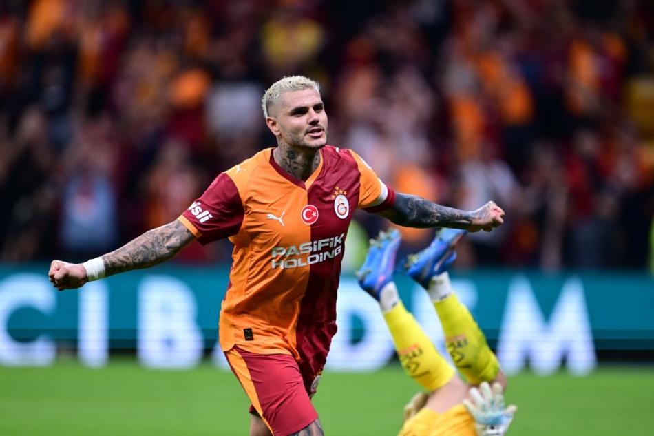 Mauro Icardi'nin menajerinden Galatasaray'a flaş sözleşme mesajı