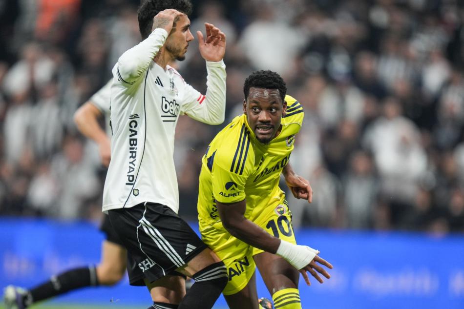 Sporx: Jhon Duran: "Tanrının planına inanıyorum"