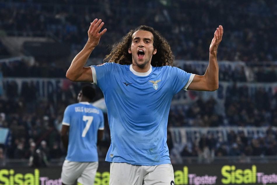 TARAFTARIN TEPK�S�N� �EKM��T�