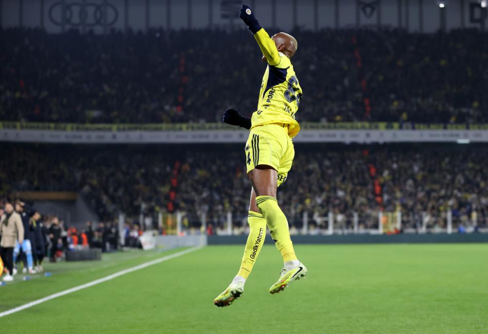 TAKIMDA �NEML� �S�M