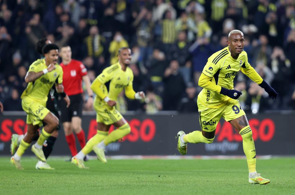 FENERBAH�E NE YAPACAK?