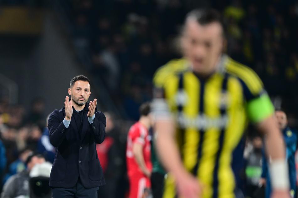 Engin Verel: "Fenerbahçe 'ya tutarsa' havasıyla çıkmış"