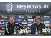 Be�ikta�'�n stoperi Premier Lig'den: Pau Torres! Galerisi