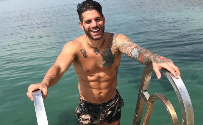 Survivor Hikmet Kimdir Nereli Kac Yasinda Boyu Kilosu Kac Meslegi Ne