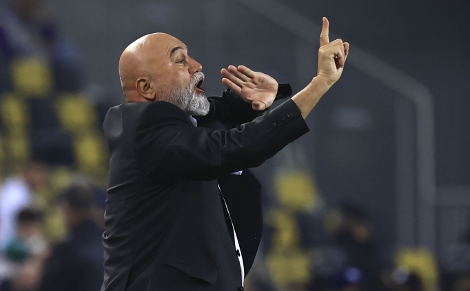 Hikmet Karaman: 'B�yle penalt� olmaz!'