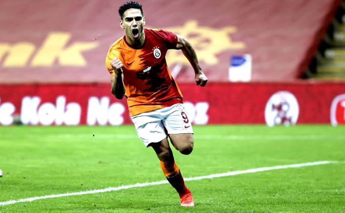 Vallecano Baskani Falcao Tarihin En Iyi 3 Golcusunden Biri