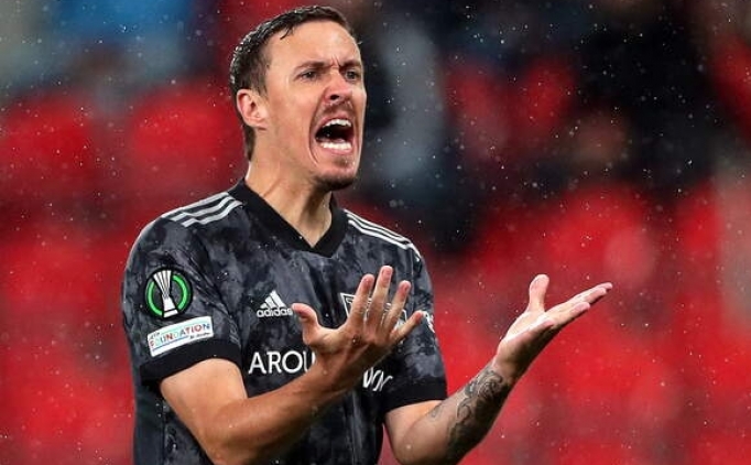 Almanya'da Kruse'ye bira �i�eleri at�ld�!