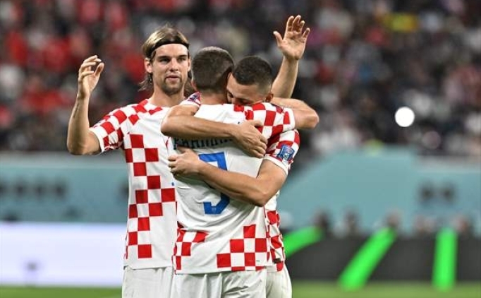 H�rvatistan, Hollanda'dan final ile ��kt�