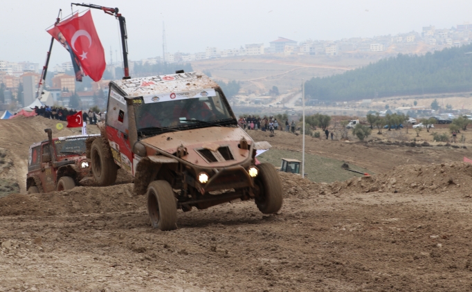 Akdeniz Off-Road Kupas�'n�n 4. aya�� Kilis'te yap�ld�