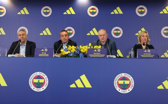 Fenerbah�e, yeni sezon formalar�n� efsaneleriyle tan�tacak