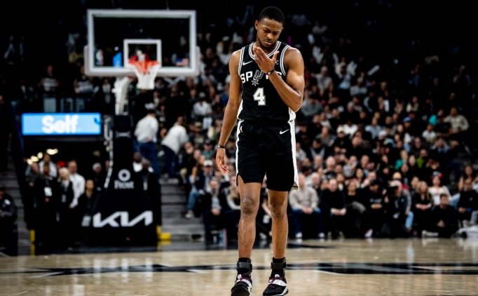 Fox, Sacramento d�nemi i�in: 'San Antonio bana daha do�ru geliyor'