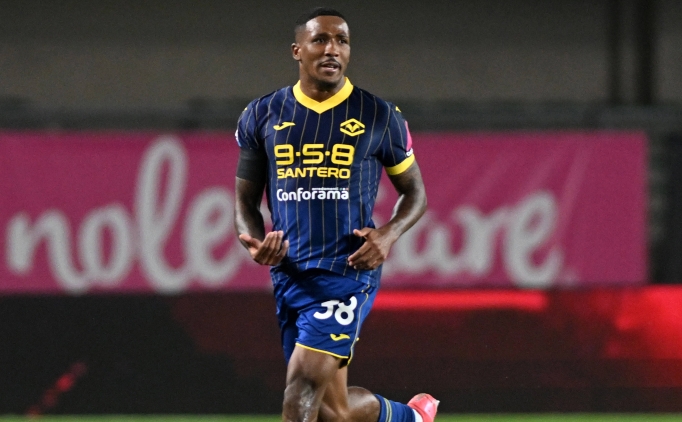 Galatasaray'da g�ndem yeniden Tchatchoua!