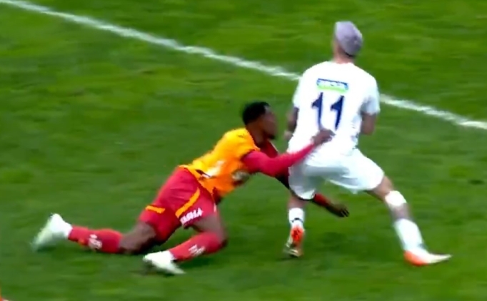 Kas�mpa�a, VAR incelemesiyle penalt� kazand�