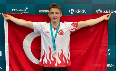 Sercan Demir, Bulgaristan'da finale yükseldi