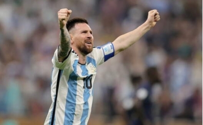 Messi'den hat-trickle gövde gösterisi