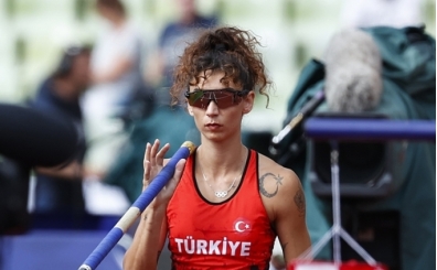Milli atlet Buse Arıkazan'dan Türkiye rekoru!