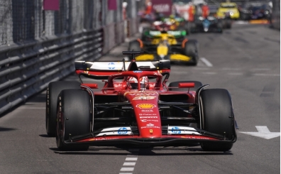 Monaco Grand Prix'inde kazanan Charles Leclerc