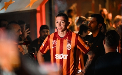 Galatasaray'da ampiyonluu geen sezonun kadrosu getirdi